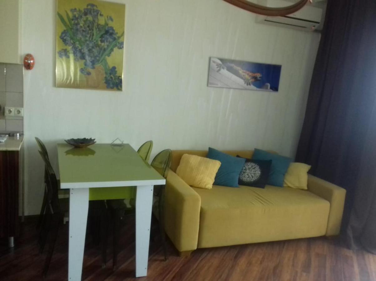 Apartment On Kobaladze Str 2 Batumi Exterior foto